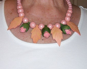 Rose Buds Wood Necklace and Earrings