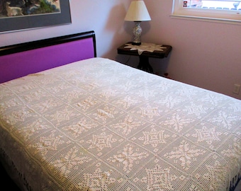 Crochet Bedspread Hand Chrochet Vintage 1950s