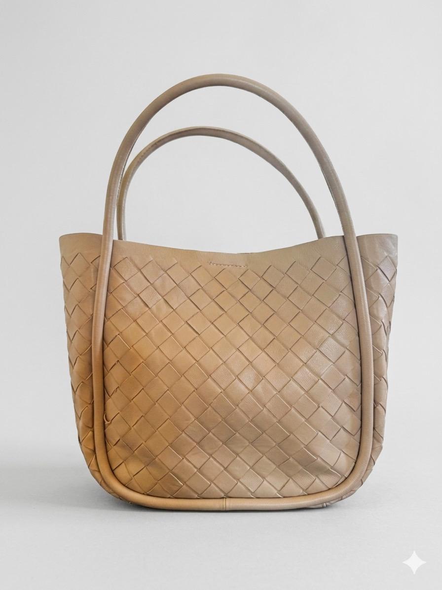 FURNIQ UK Woven Leather Tote Bag Cream Beige Intrecciato Style Arco Quiet Luxury