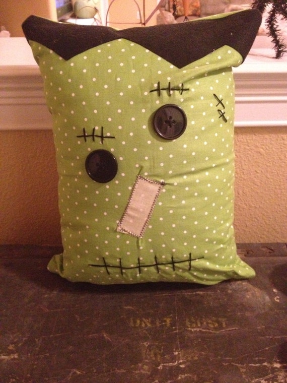 Items similar to Halloween pillow cover on Etsy