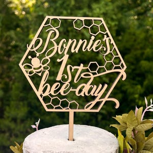 Honeycomb First Birthday Cake Topper |  Honeycomb Cake Decor | Bridal Shower Cake Decor | Bee Wedding Decor | Maple Topper