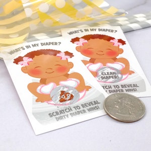 Ce qu'il y a dans My Diaper® Jeu à gratter pour baby shower | 24 billets à gratter pour baby shower de filles afro-américaines | Gratte-culotte pour baby shower