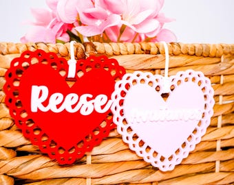 Mini Scallop Lace Heart Tag, Valentine’s Basket Doily Gift Tag, Valentine’s Day Tags, Valentine’s Day Bag Tags, Custom Name Tag