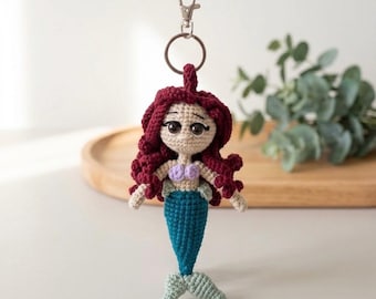 かぎ針編みのリトルマーメイドキーホルダー：手作りアリエル編みぐるみ