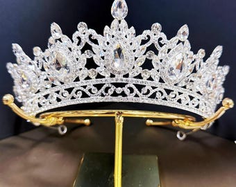 Silver Tiara Handmade Wedding Tiaras Customize Color Gift for Her Silver Headband Party Accessories Birthday Gifts Bridal Queen Crown