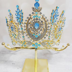 High Quality Gold Baby Blue Rhinestones Princess Tiara Cream Blue Wedding Crown Gifts Birthday Gift Box Quinceanera Crown Tiara Queen Crown