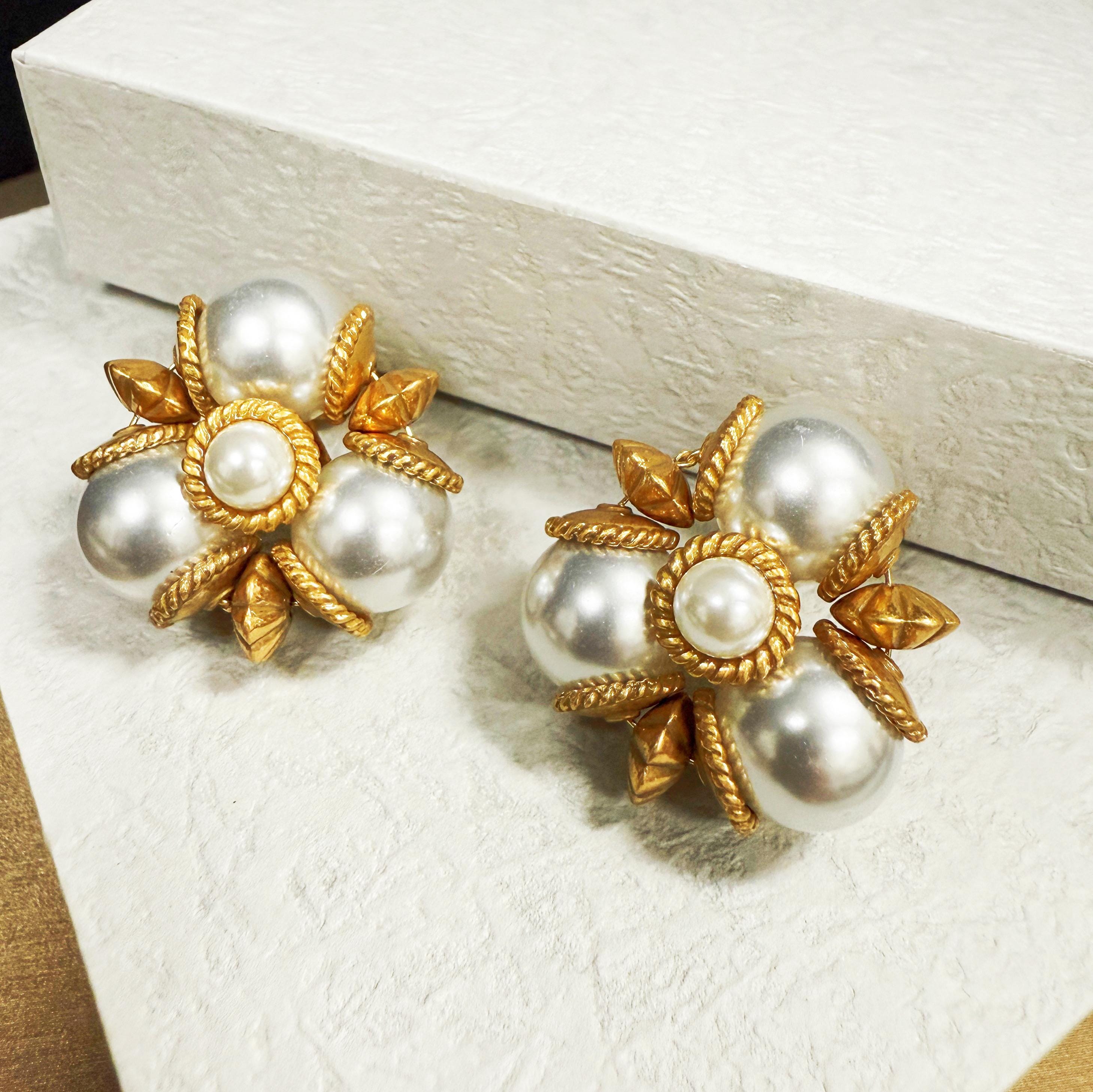 Pearl Flower Gold Earrings