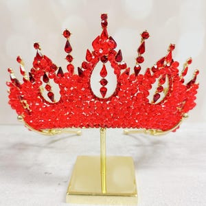 Gold Red Rhinestones Red Beads Princess Tiara Super Shining Wedding Crown High Quality Gift for Her Birthday Gift Box Quinceanera Crown Gift