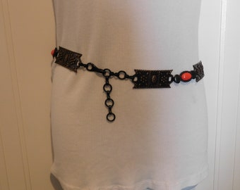 Brown Metal Belt With Coral Cabochon And Engraved Flowers Accent