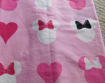 Minnie Mouse Icon Pink Twin Flat Sheet Minnie with Bow Icon Hearts Disney