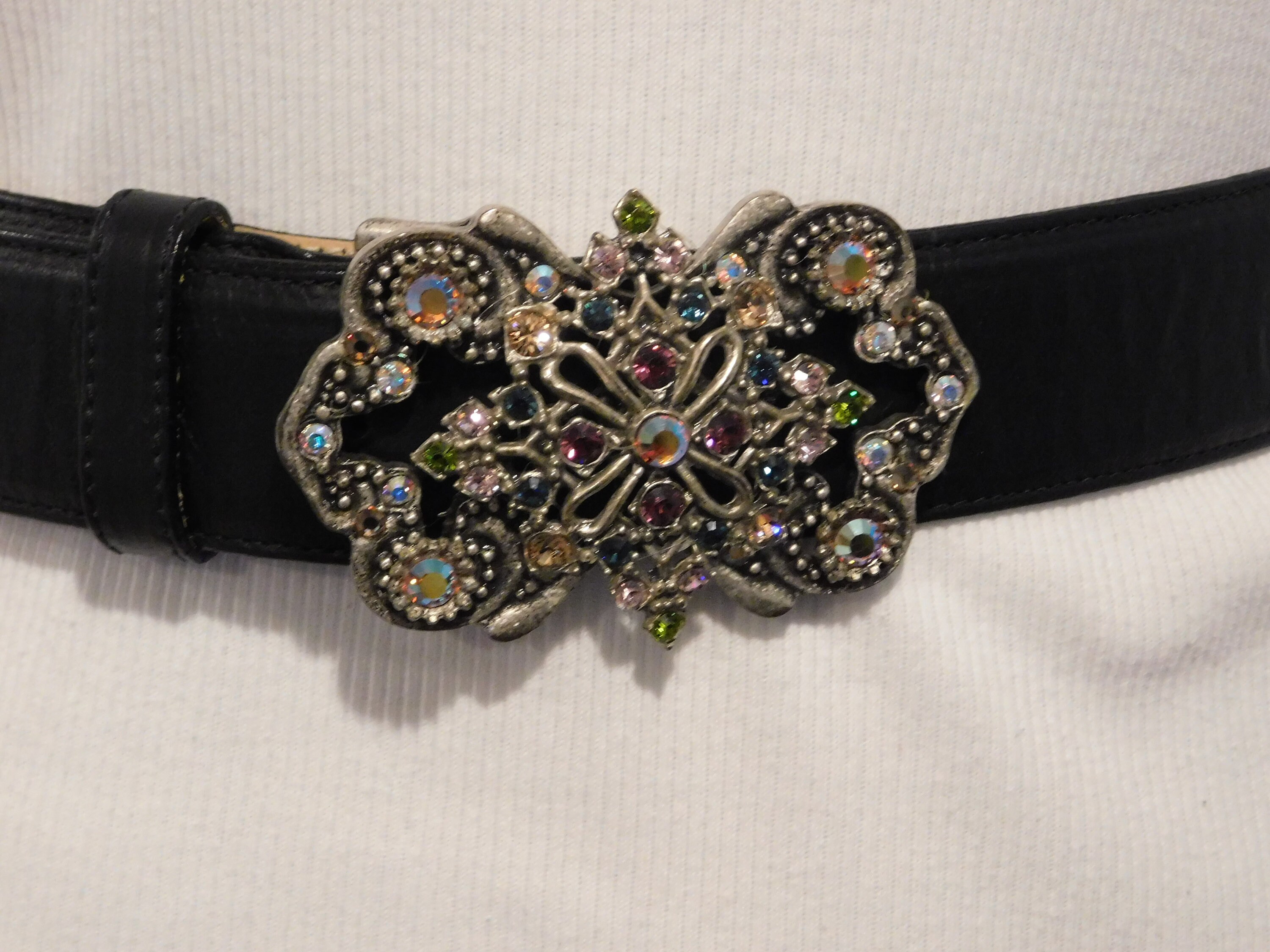 Leatherock Leather Crystal Rhinestone Belt American Flag Floral Embossed Ariat Ladies Floral Embossed Sunflower Concho Leather Belt  main image 3