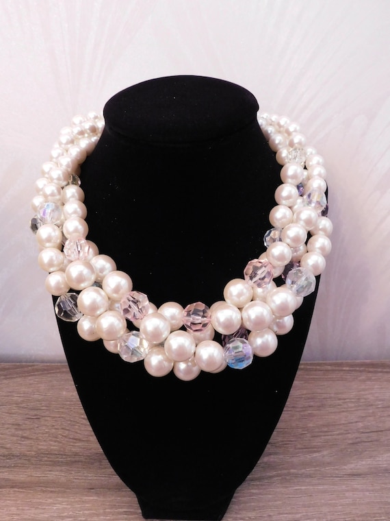 Limited Edition Pearl Necklace with Black Clover Design – Beady