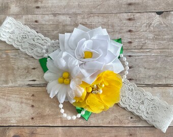 Diadema de tela con margaritas para niña, atuendo de cumpleaños de verano, encaje, flores de perla, regalo para baby shower de recién nacida, diamantes de imitación en la parte superior, hojas verdes
