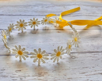 Daisy Baby Headband, Newborn ribbon tie flower hair crown, shower gift, photo prop, embroidered cake smash outfit