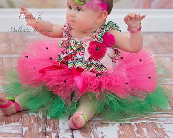 Watermelon Tutu Romper Outfit, First Birthday Cake Smash Photos, One in a  Melon Themed, Hot Pink Green, Summer Bright 6 Month Photos Ruffled - Etsy