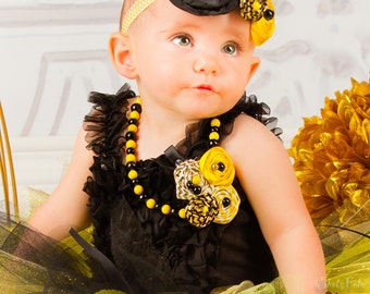 Baby Bumble Bee Glass Pearl Elastic Necklace, Honey Bee Party Costume, First Birthday Cake Smash Outfit, Gold Fabric Rosette, Newborn photos