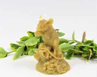 Beeswax Field Mouse Candle Handcrafted Candle Mouse on a Stump Eating a Berry House Mouse Candle Sculpted Candle Eco Friendly Candle