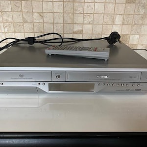 TOSHIBA DVD Recorder and VCR