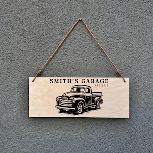 Letrero de garaje personalizado – Placa de madera para camión vintage – Letrero personalizado para puerta de taller – Decoración rústica para cueva de hombre – Regalo de coche clásico para él