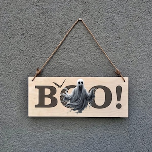 BOE! Halloween-deurbord – eng spook houten muurdecoratie – griezelig bord veranda – berkenhouten hangende halloween-plaat voor voordeur