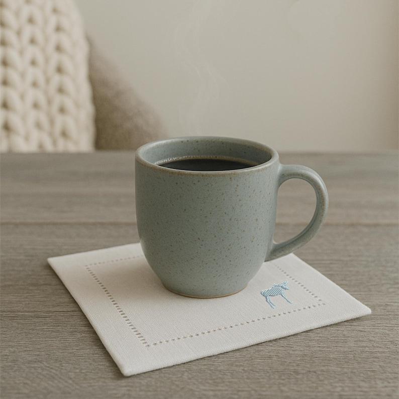 HappyNapsStore Mountain Life Linen Cocktail Napkins - Thumbnail 2