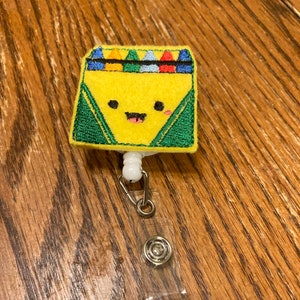 Einziehbarer I.D Ausweishalter Box of Crayons Bereit zum Versand für Lehrer, Krankenschwester, Arzt Geschenk Alligator Clip