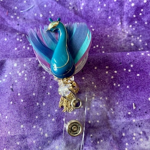 Bobine d'insigne paon, bobine rétractable pour carte d'identité, clip pour nom, infirmière, médecin, cadeau pour enseignant