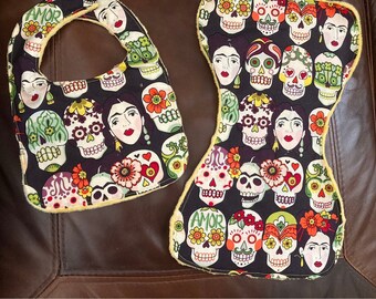 Alexander Henry Sugar Skulls Gotas de Amor Baby Bib and Burp Pad Set Baby Gift Baby Shower  Black