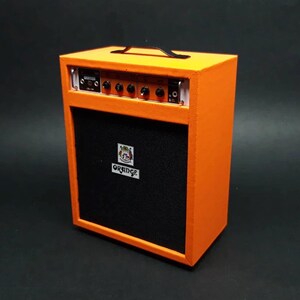 Miniatuurversterker oranje