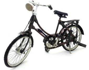 Miniature Women’s Ontel Bicycle | Vintage Dutch-Style Bike Model | Handcrafted Collectible Decor