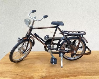 Bicicleta Ontel en miniatura para hombre / Modelo vintage de bicicleta de estilo holandés / Decoración coleccionable artesanal