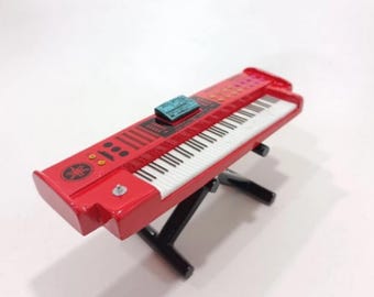 Miniature Single-Keyboard Display – Exclusive Resin Model with Stand (Red)