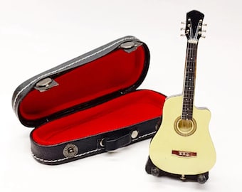 Mini chitarra acustica beige – scala 1:12