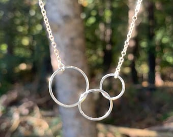 Hammered Sterling Silver Three Circle Necklace, Delicate Everyday Silver Jewelry, Gifts Under 50, Interlocking Circles Necklace