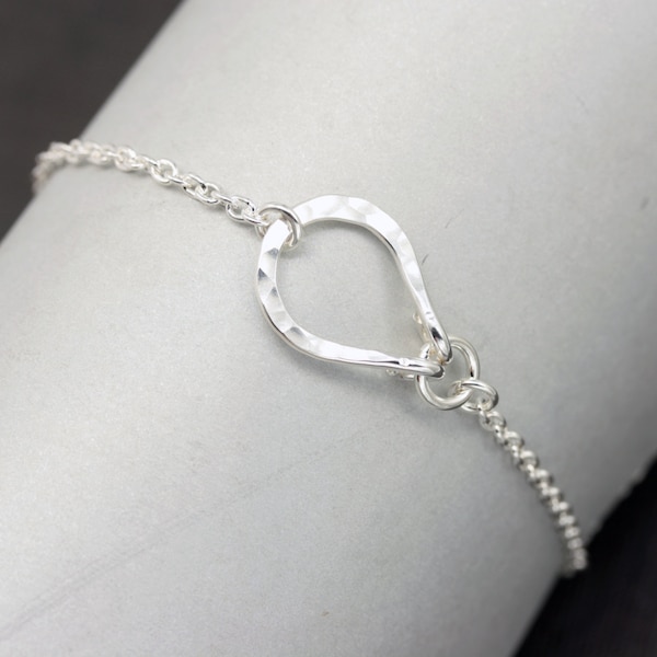 Lucky Bracelet, Simple Sterling Silver Bracelet, Horse Shoe Bracelet, Good Luck Jewelry, Chain Bracelet