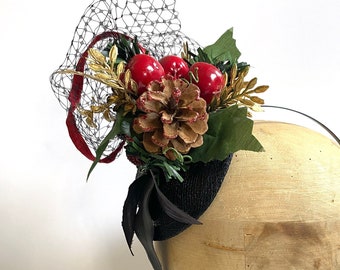 Festive Foliage Christmas Berry Natural Acorn Fascinator Headpiece Headband