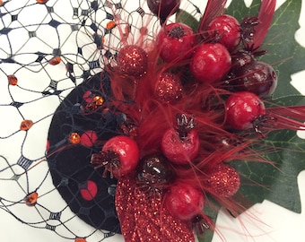 Festive Christmas Glitter Feather Berry Natural Foliage Fascinator Headpiece Clip Accessory