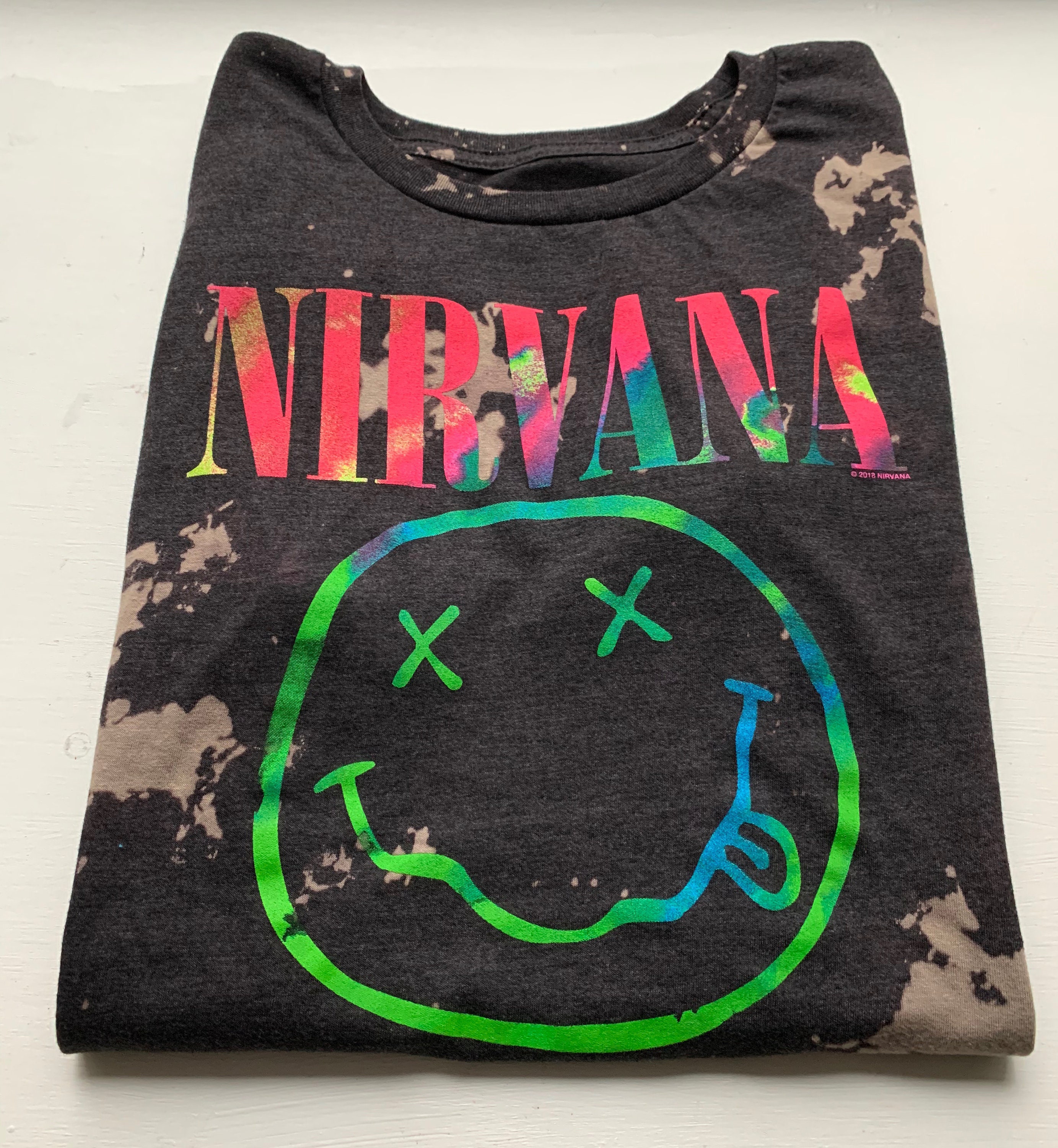 Nirvana Tie Dye Bleached Band Reverse Bleach T-shirt Vintage Inspired  Grunge Reverse Bleached Tee 90s Rock Tee Bleach Style Top 