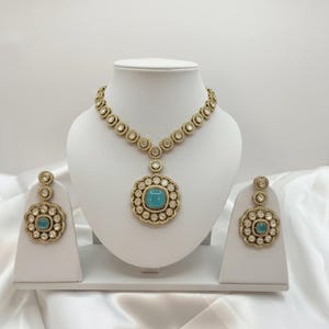 New moissonite kundan Necklace Pandel Style with earrings turquoise doublet stone and gold Set