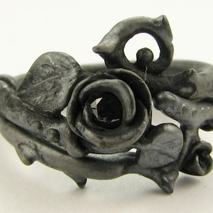 Thorned Rose Wedding Set, Black Silver image 1