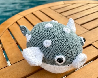 Knitted Pufferfish