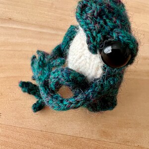 Knitted Frog, assorted colors, dotpebblesknits, as seen on Tiktok image 4