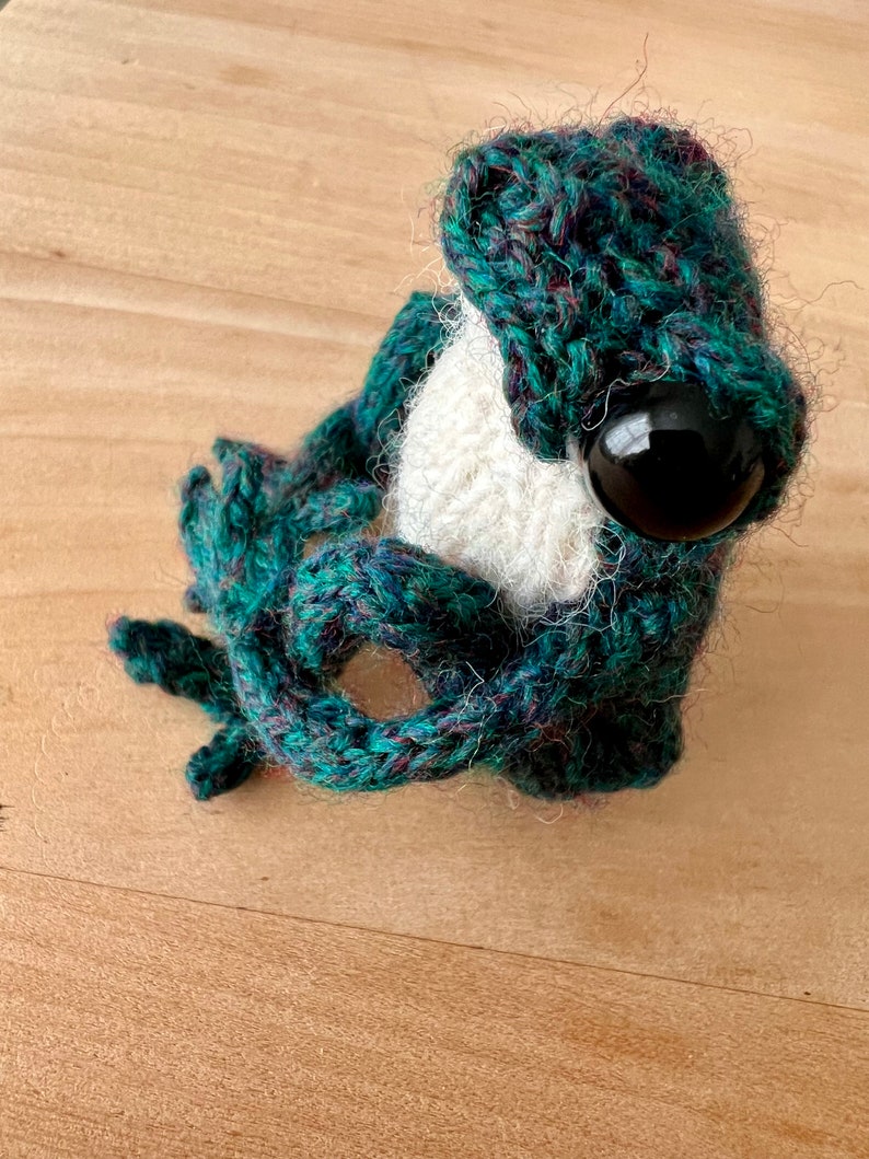 Knitted Frog, assorted colors, dotpebblesknits, as seen on Tiktok image 4