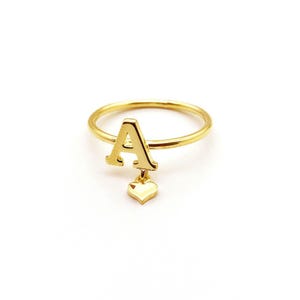 Personalized Initial Ring with Dangling Heart – 925 Sterling Silver Gold Plated A-Z Letter Ring, Dainty Gift for Her, Minimalist Jewelry