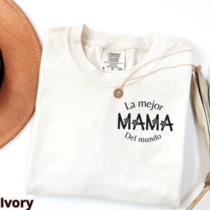 la mejor mama del mundo floral shirt, Latina Mom Gift, mothers day shirts in spanish, mama in spanish