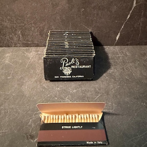 Caixa de fósforos vintage Paoli&#39;s Restaurant San Francisco CA Fósforos de madeira feitos na Itália