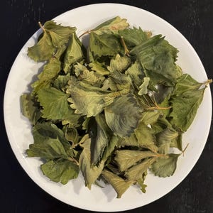 Strawberry Leaf, Dried Organic