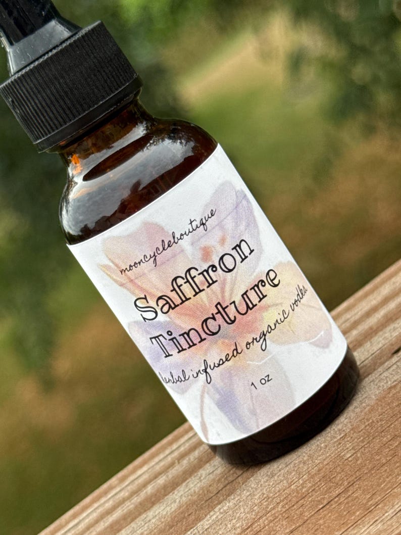 Saffron Tincture | Lunar Infused | Organic Tincture zdjęcie 3