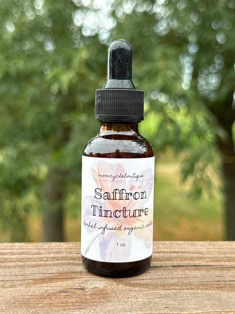 Saffron Tincture | Lunar Infused | Organic Tincture zdjęcie 2