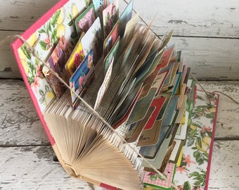 Wedding Guestbook Alternative, Yellow lemon theme,  Wedding Ceremony Sign In,, Table Top Display, Small Area, Includes Cards